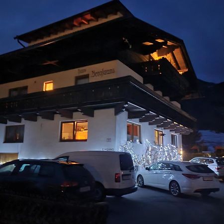 Haus Bergkranz Panzió Lermoos Kültér fotó
